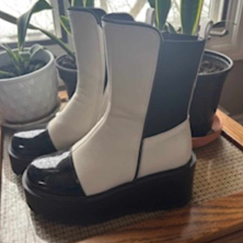 Little Empress Chelsea Boot!